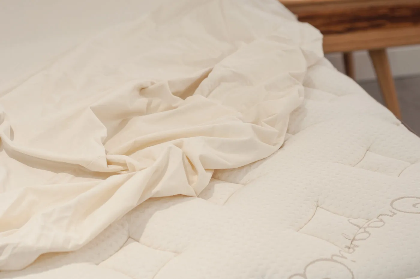 15" Organic Cotton Waterproof Mattress Protector