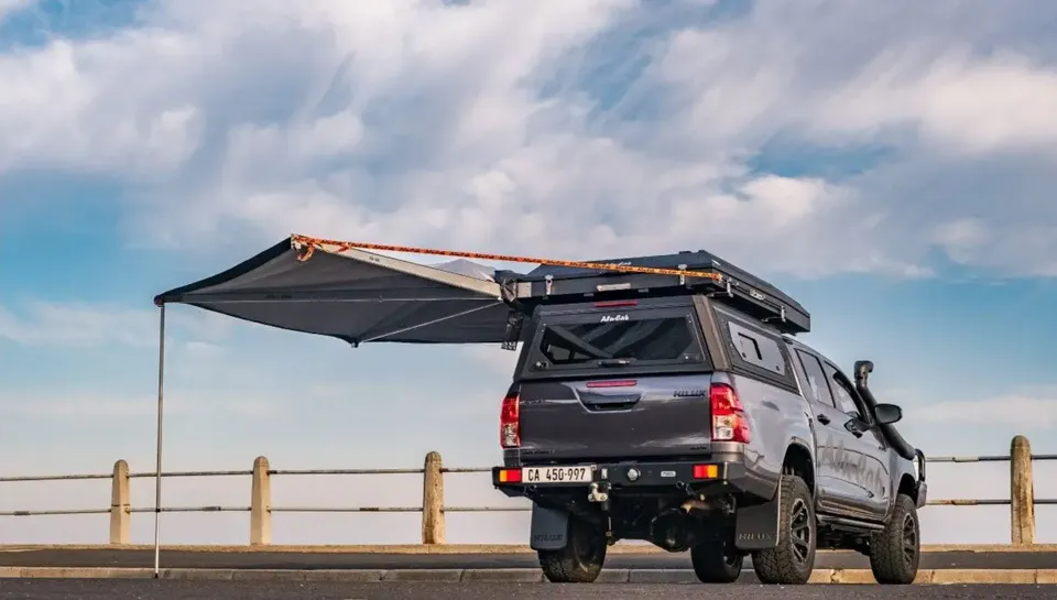 Alu-Cab 180 Degree Shadow Awning