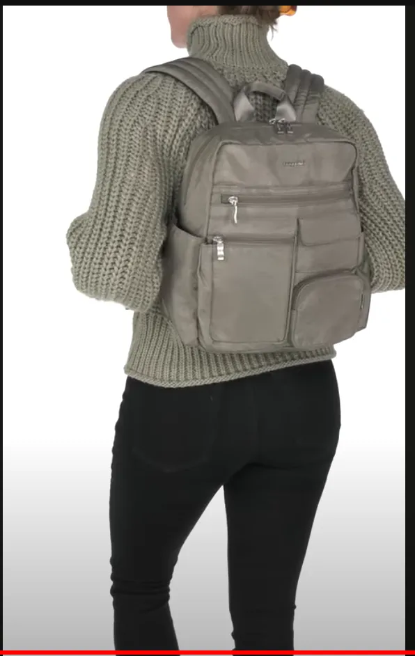 Baggallini Modern Excursion Backpack