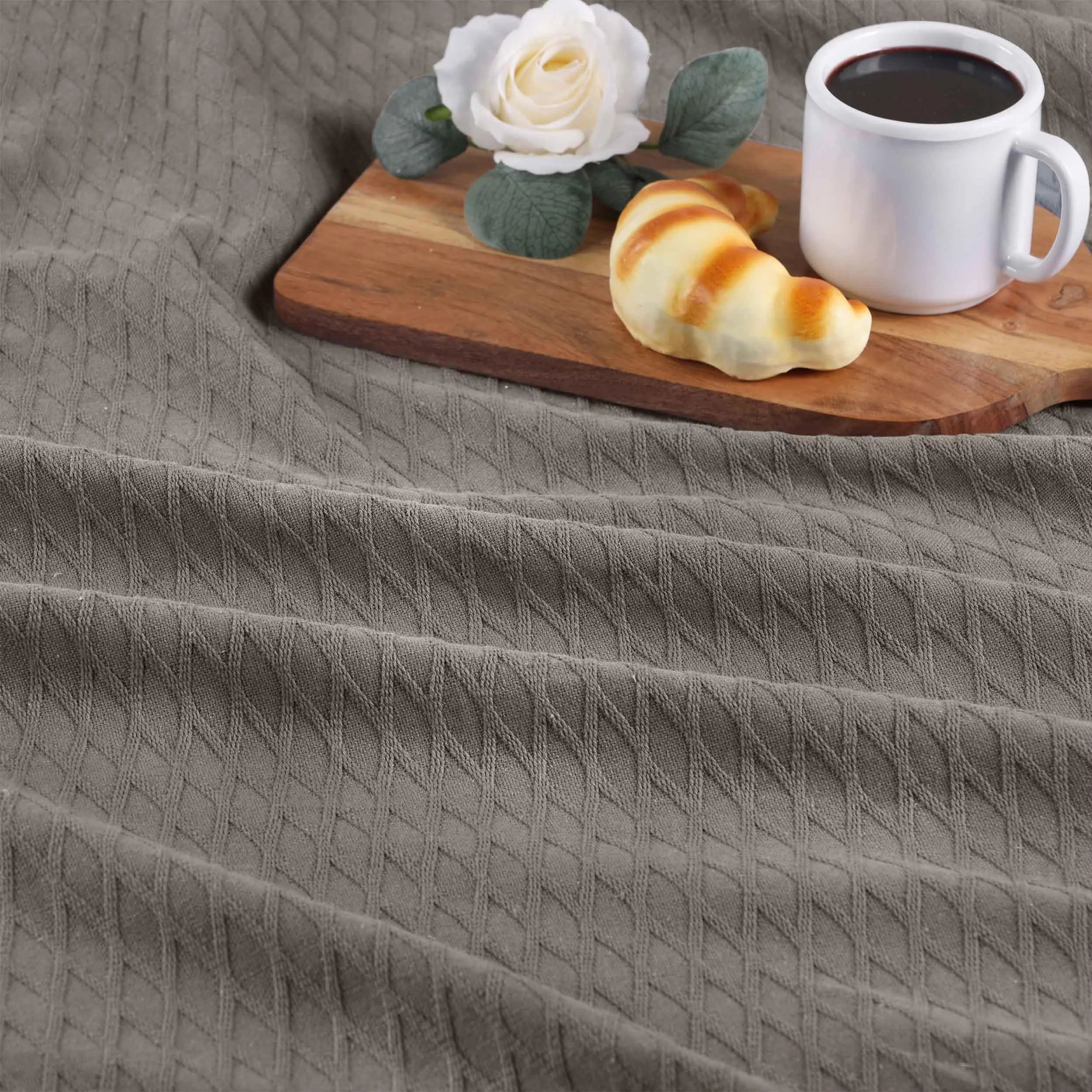 Diamond All-Season Cotton Blanket