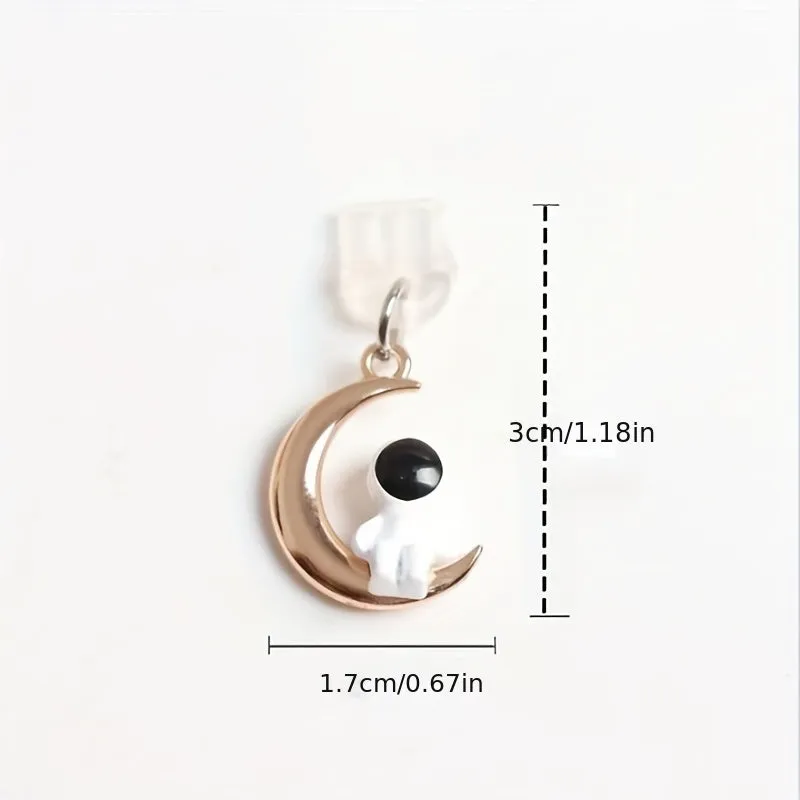 DIY Astronaut Stereo Pendant for Universal Mobile Phone Plug
