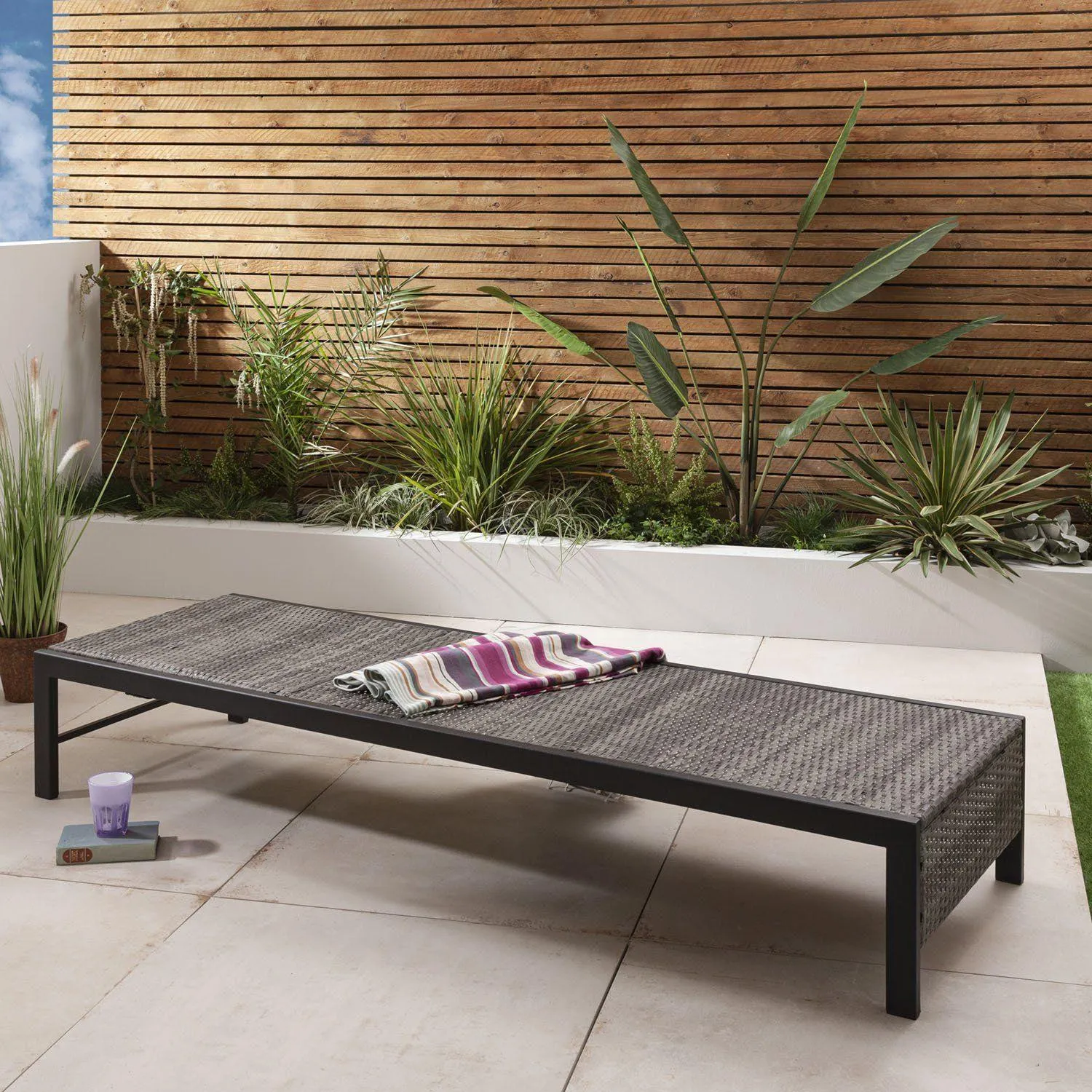 Rena rattan sun lounger - grey