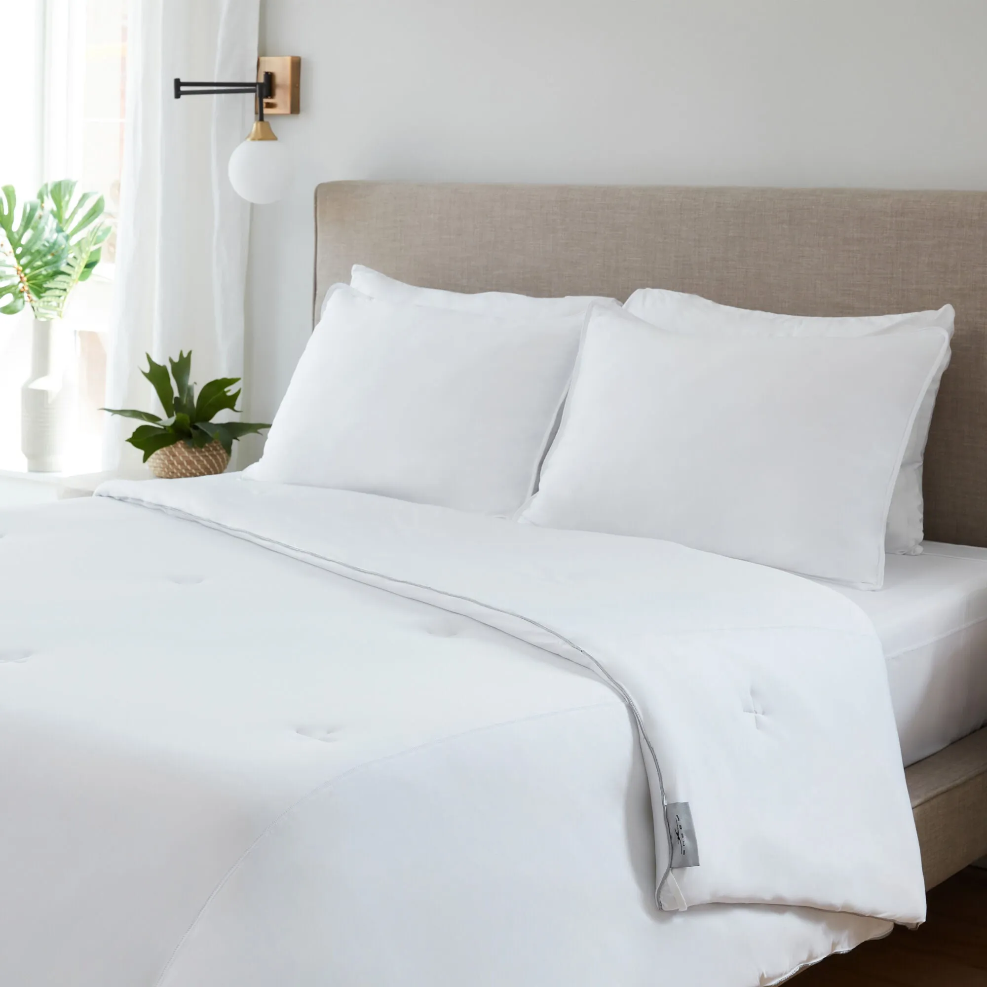 SHEEX Aero Fit Performance All Season Comforter